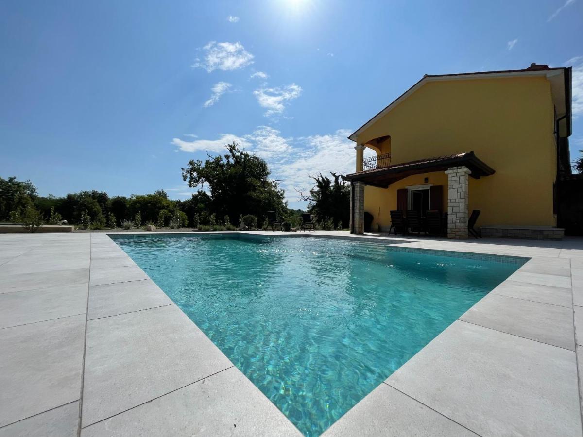Villa Berto Nedeščina Kültér fotó